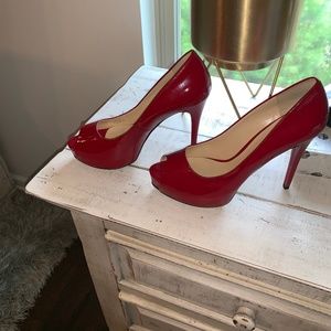 Guess red Peep toe heel